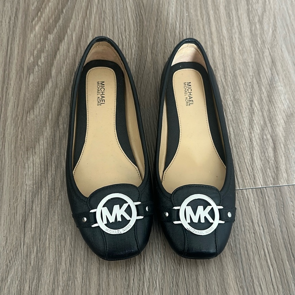 Michael Kors Flats